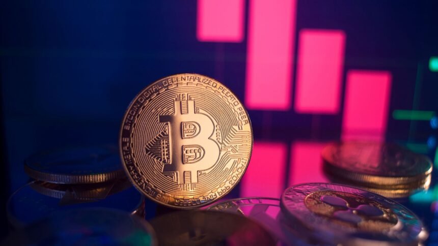 Bitcoin Struggles Amid Bearish Pressure, Eyes $85,000