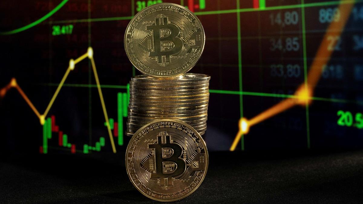 Major Corporate Bitcoin Investments and Strategic Reserves